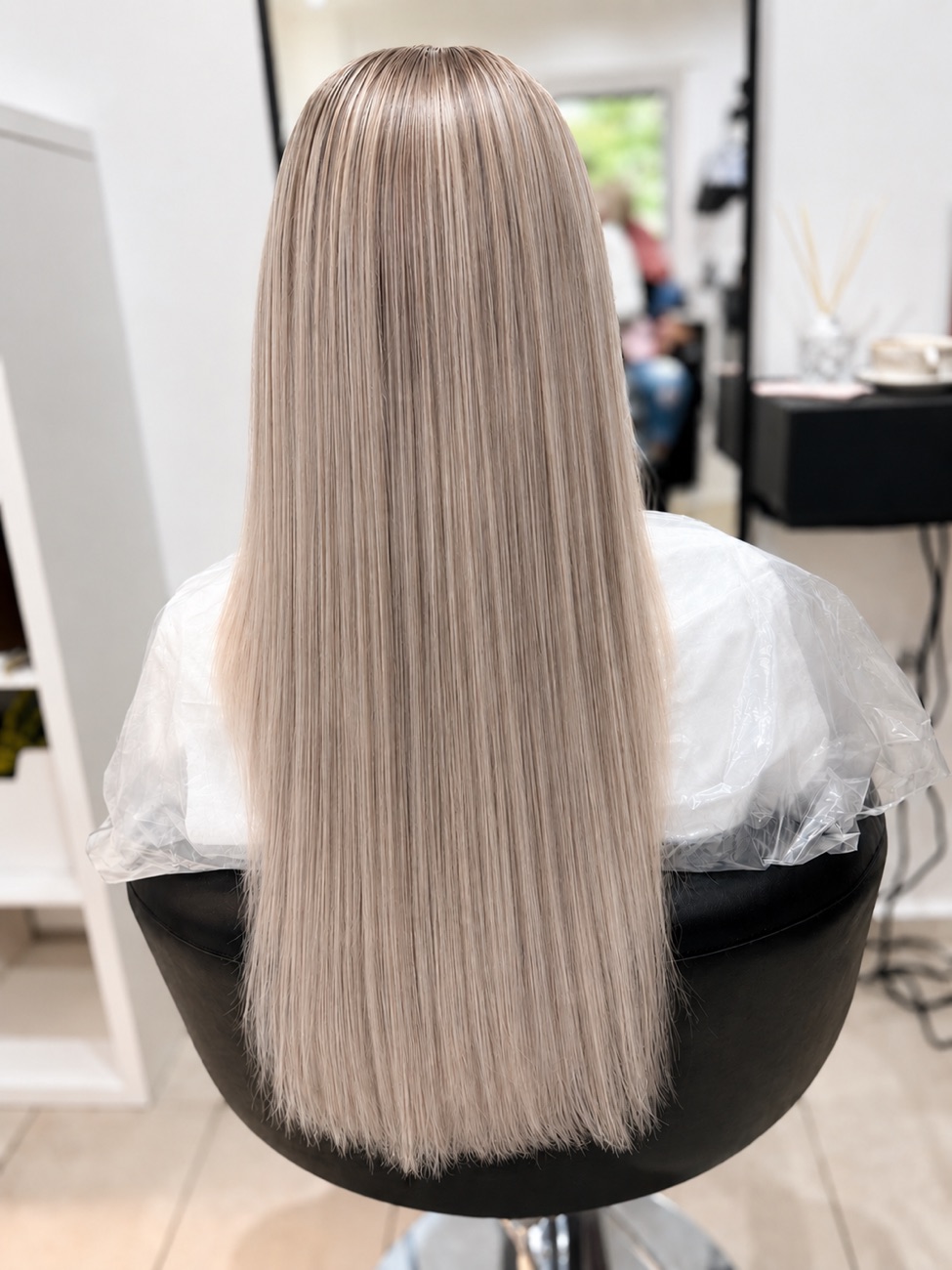 Blonde lange Haare Ergebnis in Rückansicht